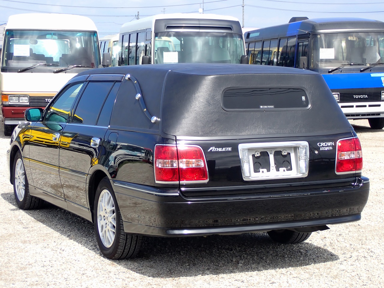 TOYOTA Crown Estate