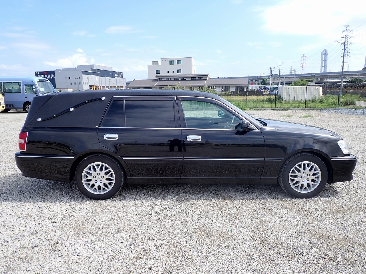 TOYOTA Crown Estate