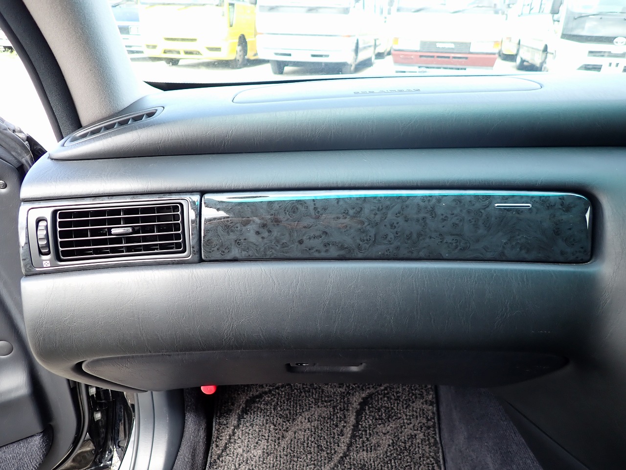 TOYOTA Crown Estate