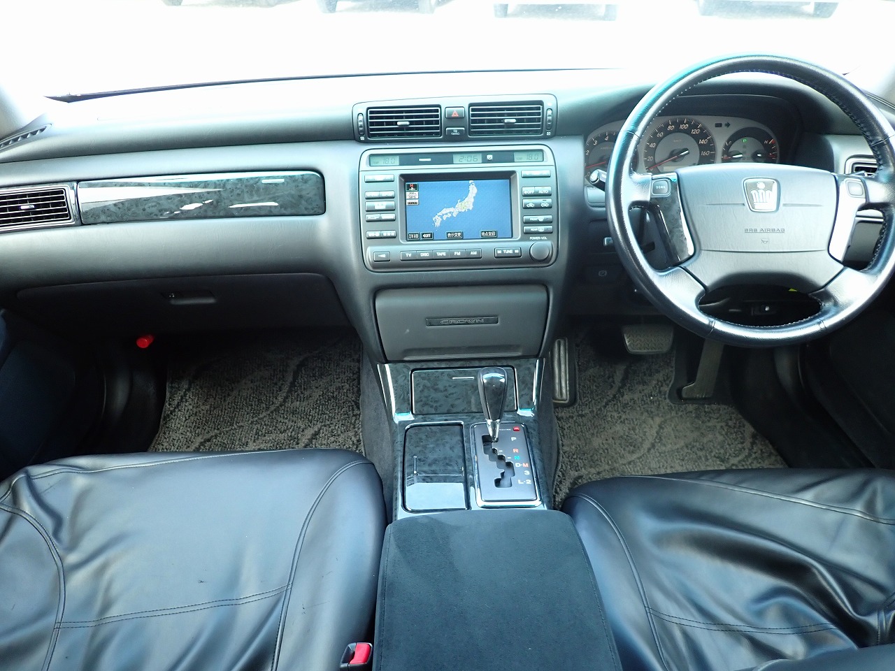 TOYOTA Crown Estate