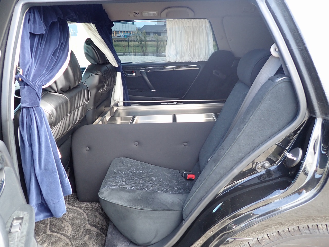 TOYOTA Crown Estate