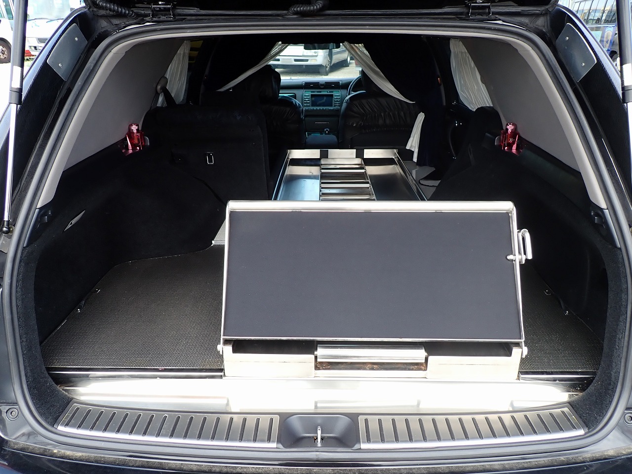 TOYOTA Crown Estate
