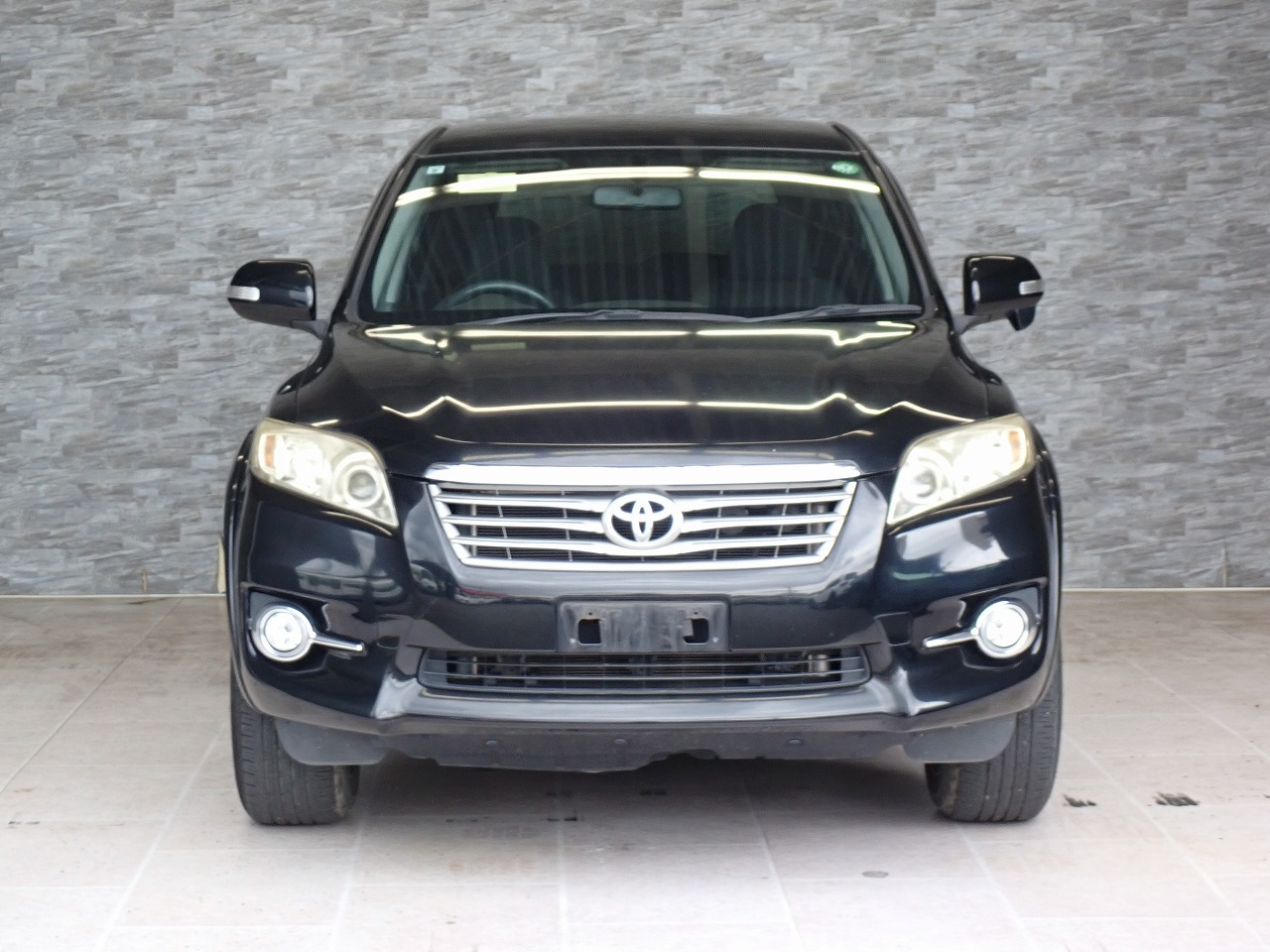 TOYOTA Vanguard