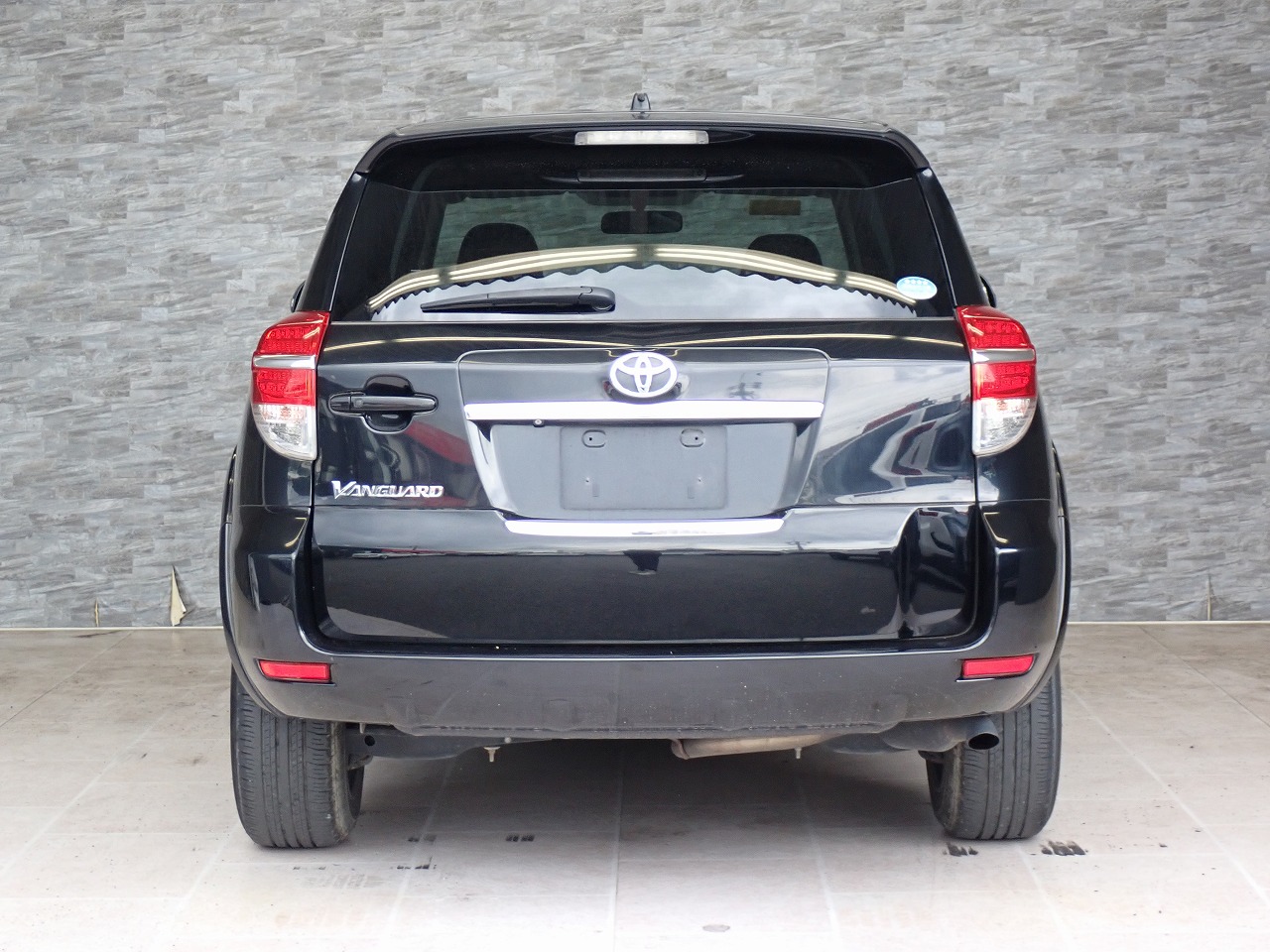 TOYOTA Vanguard
