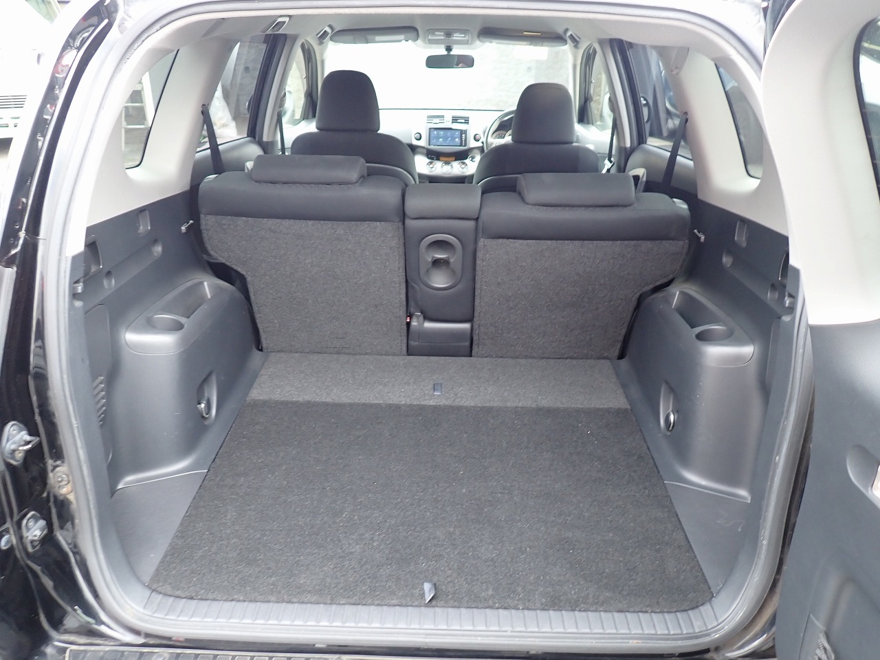 TOYOTA Vanguard