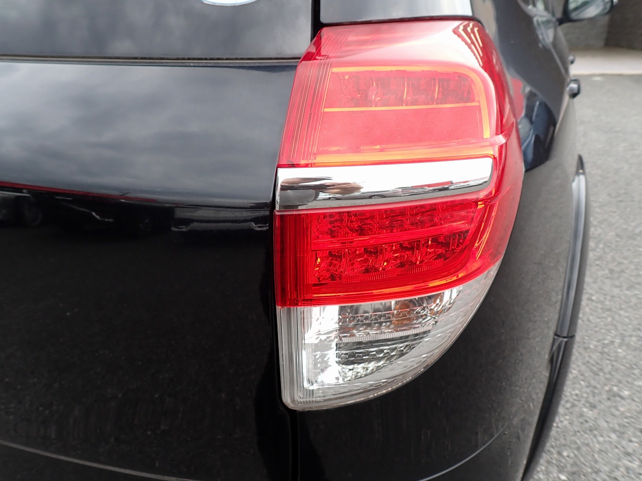 TOYOTA Vanguard