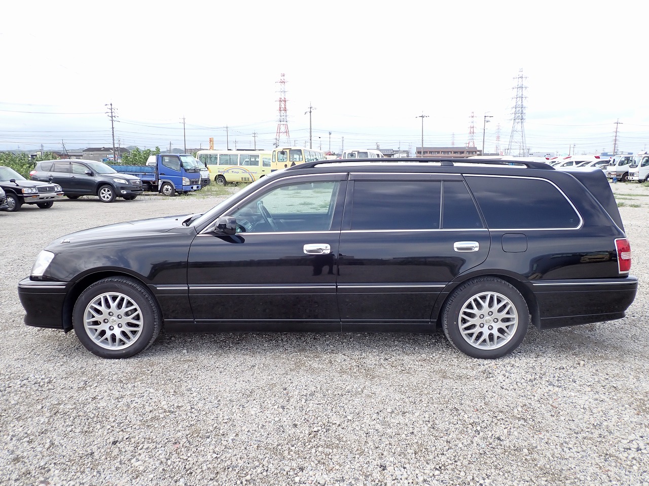 TOYOTA Crown Estate