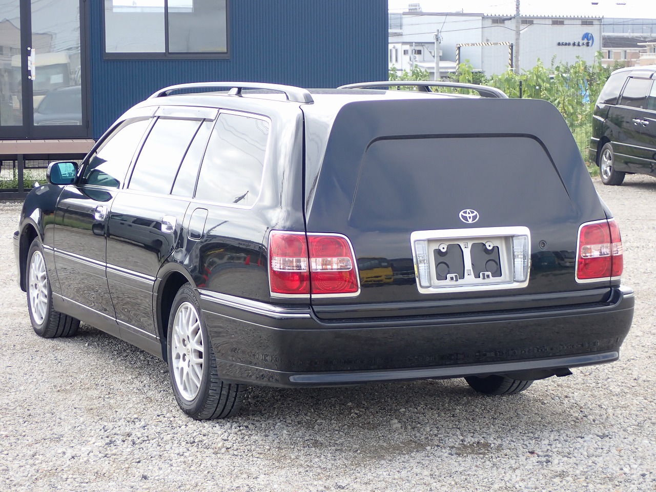 TOYOTA Crown Estate