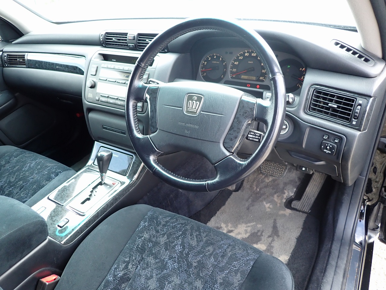 TOYOTA Crown Estate