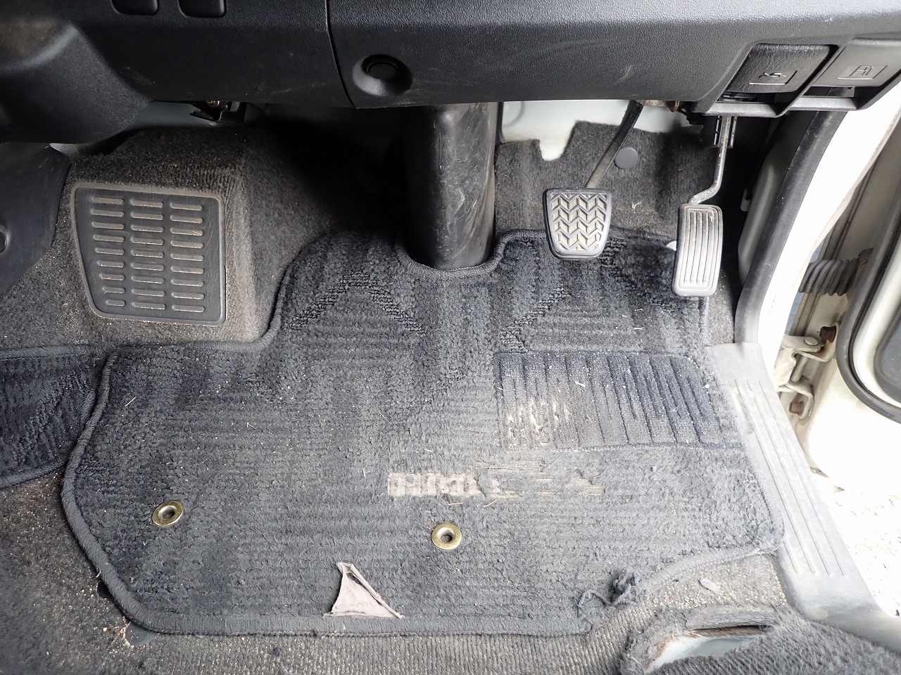TOYOTA Hiace Commuter