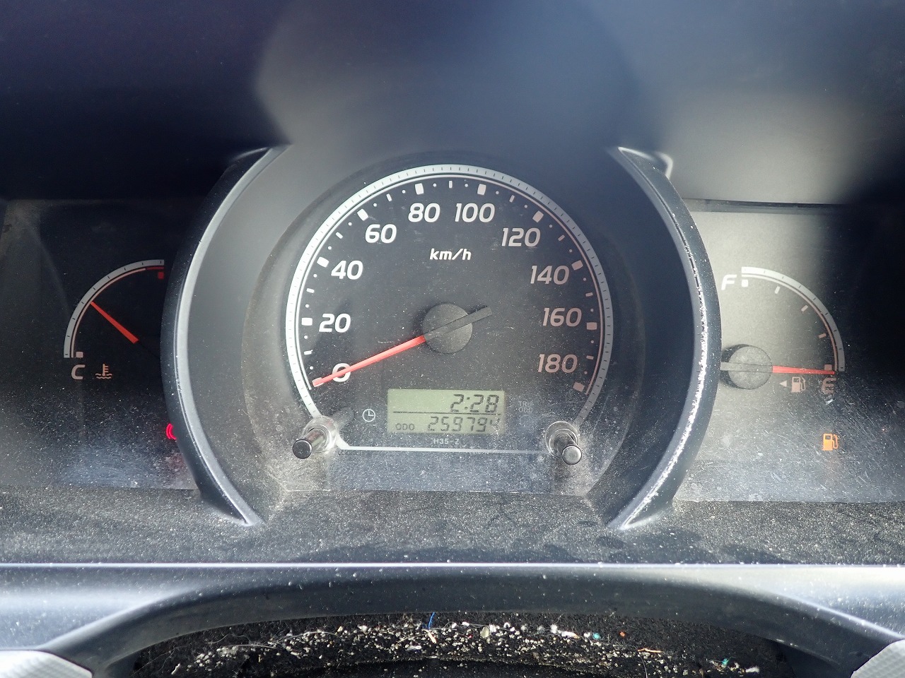 TOYOTA Hiace Commuter