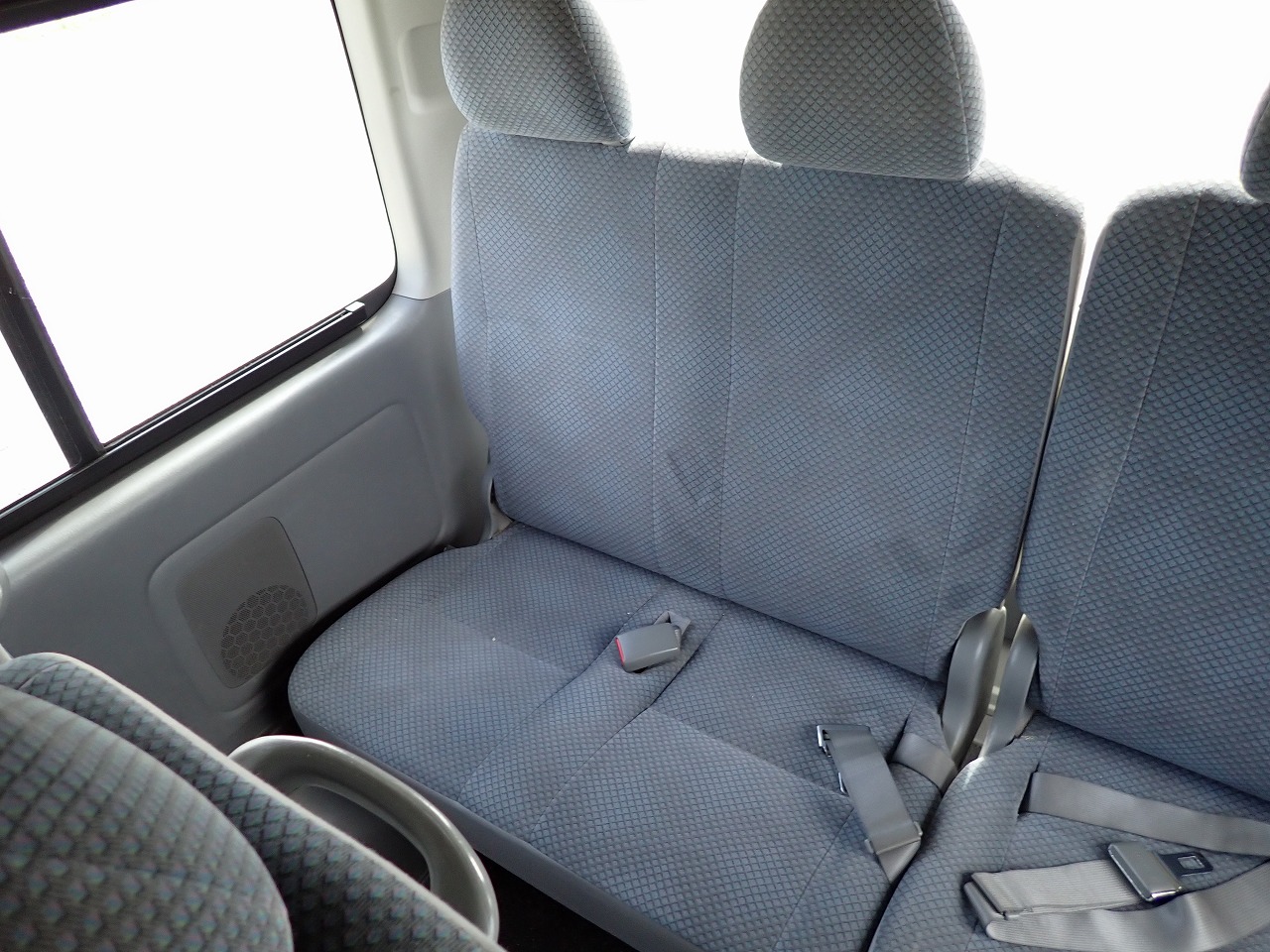 TOYOTA Hiace Commuter