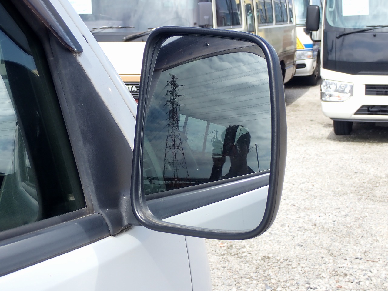 TOYOTA Hiace Commuter