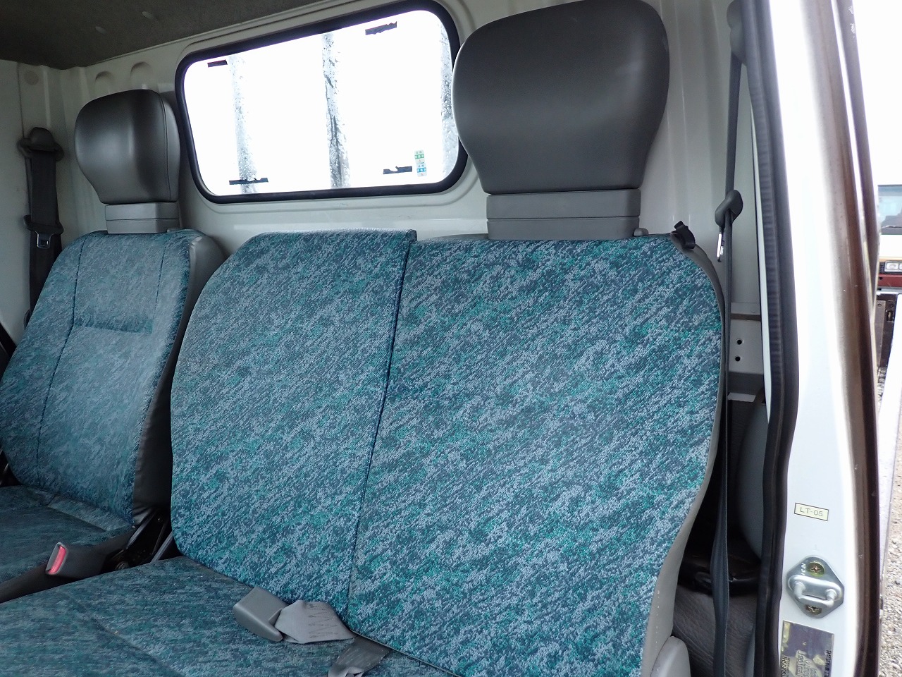 MITSUBISHI Canter