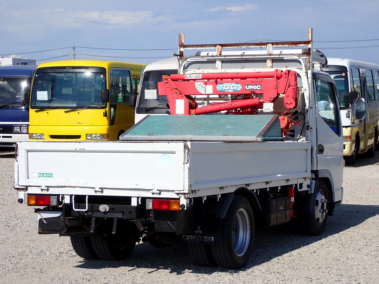 MITSUBISHI Canter