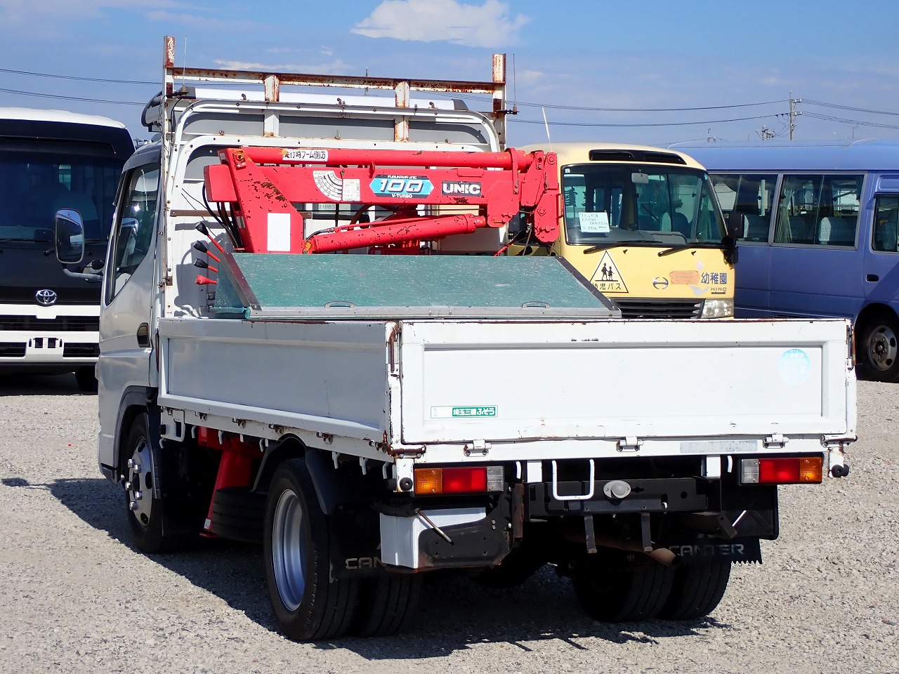 MITSUBISHI Canter
