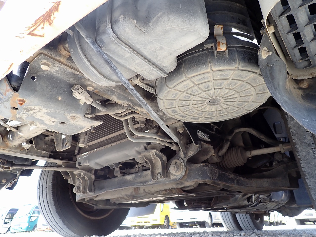 MITSUBISHI Canter