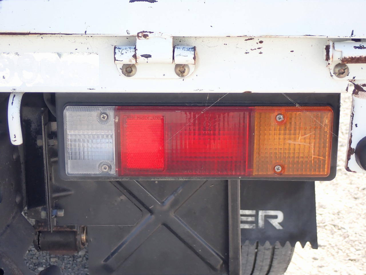 MITSUBISHI Canter