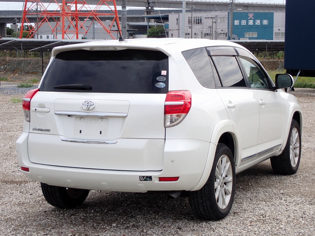 TOYOTA Vanguard