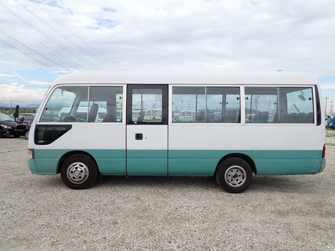 TOYOTA Coaster
