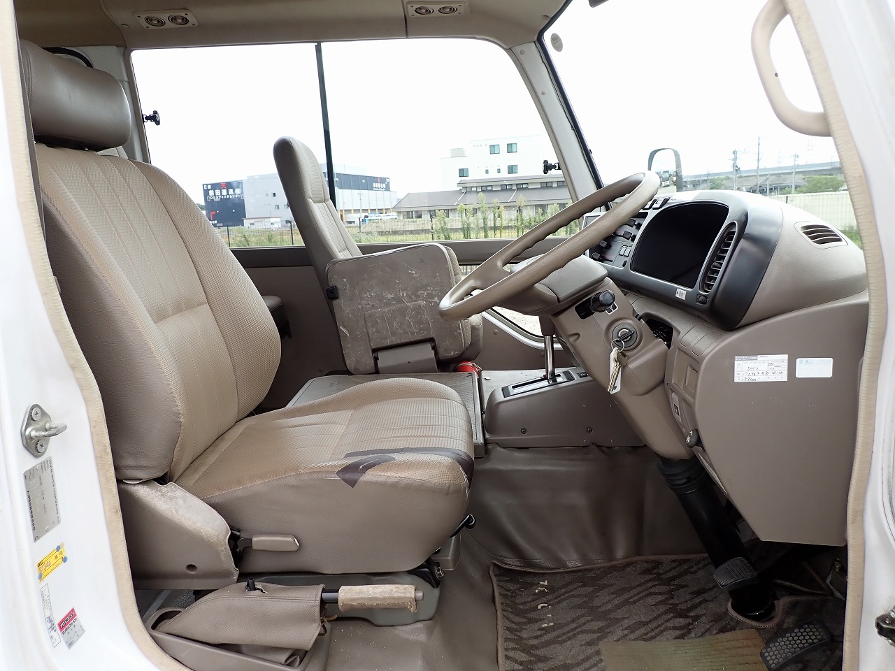 TOYOTA Coaster