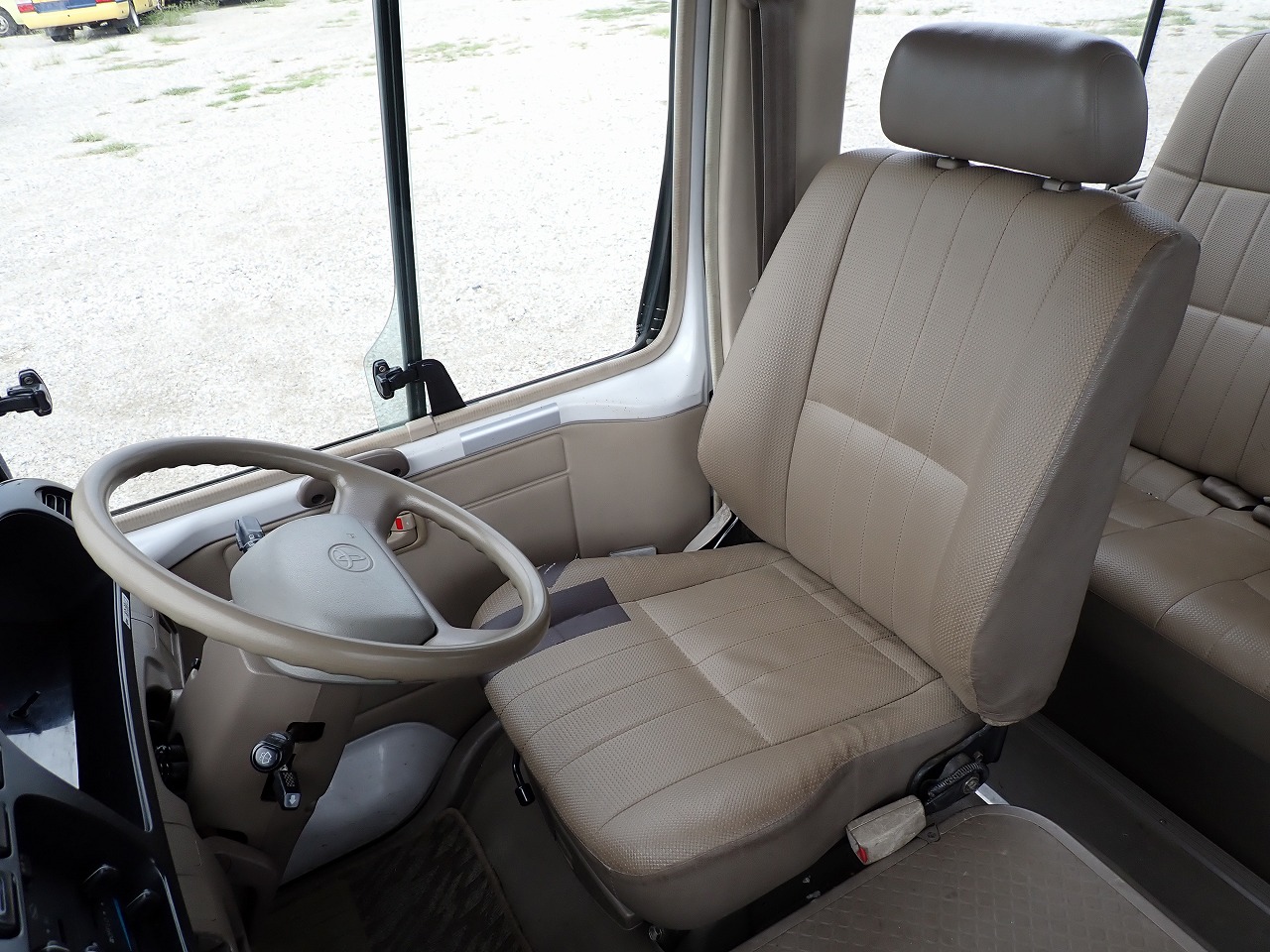 TOYOTA Coaster