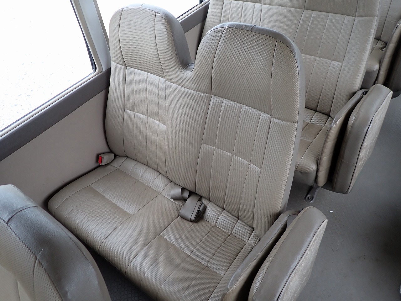 TOYOTA Coaster
