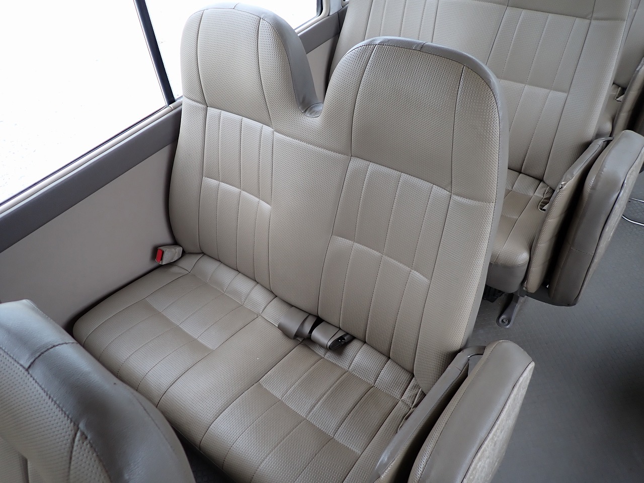 TOYOTA Coaster