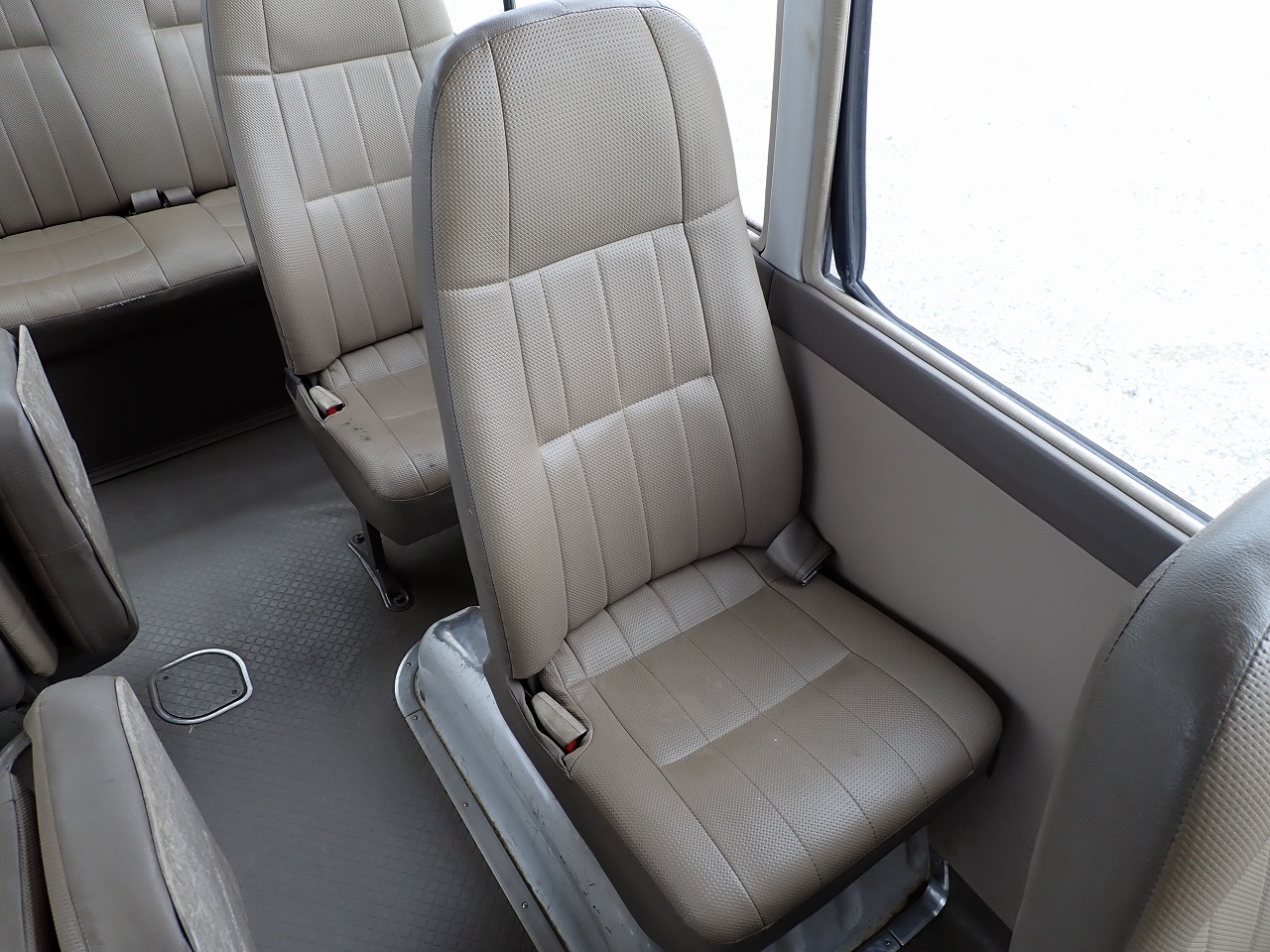 TOYOTA Coaster