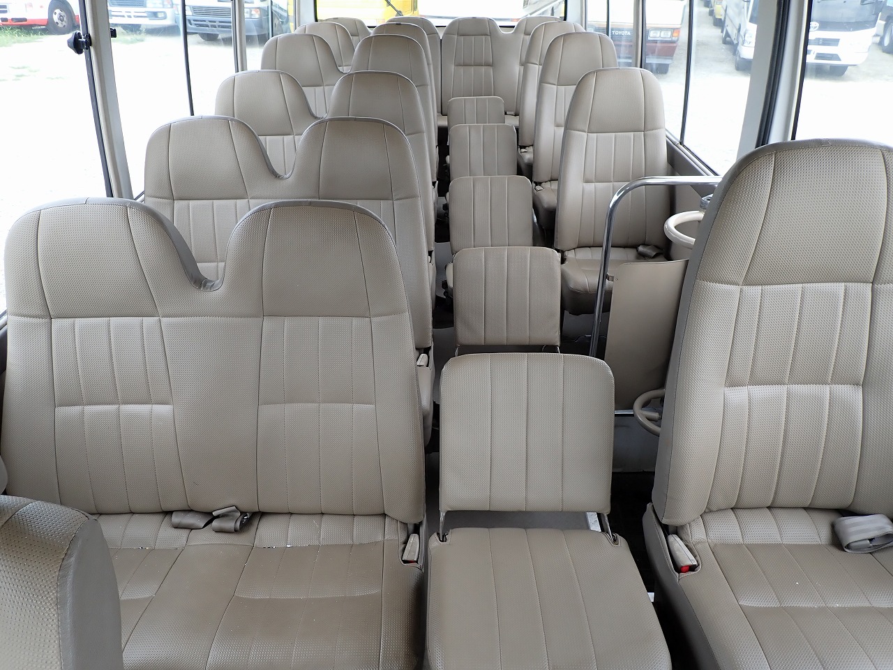 TOYOTA Coaster