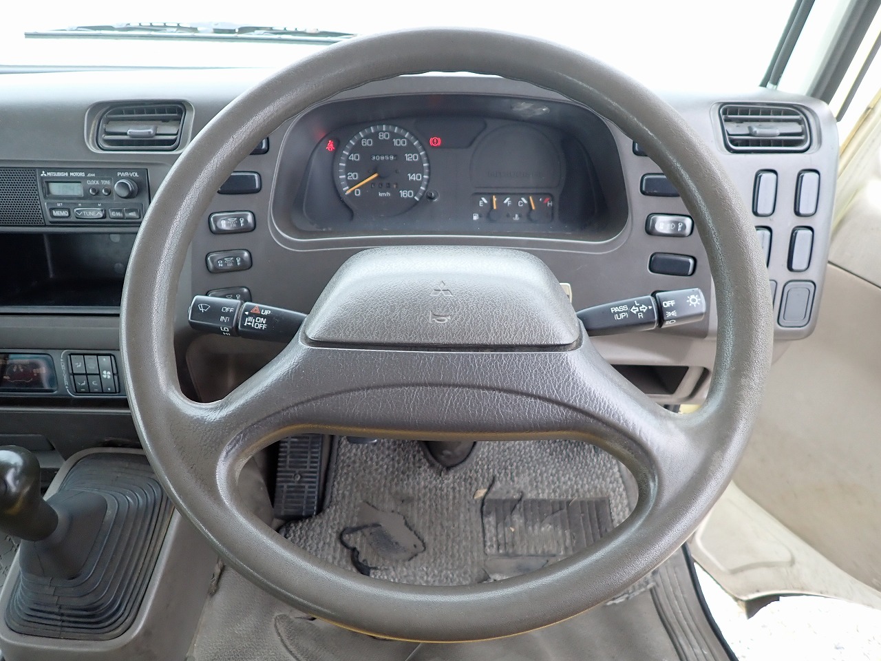 MITSUBISHI Rosa