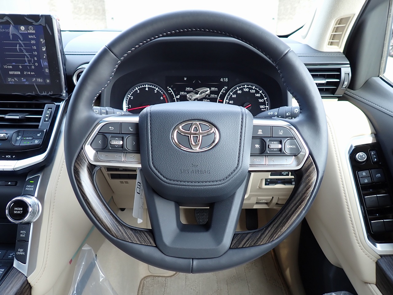 TOYOTA Land Cruiser