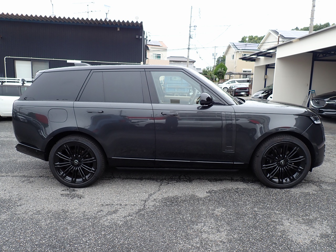 LAND ROVER RANGE ROVER