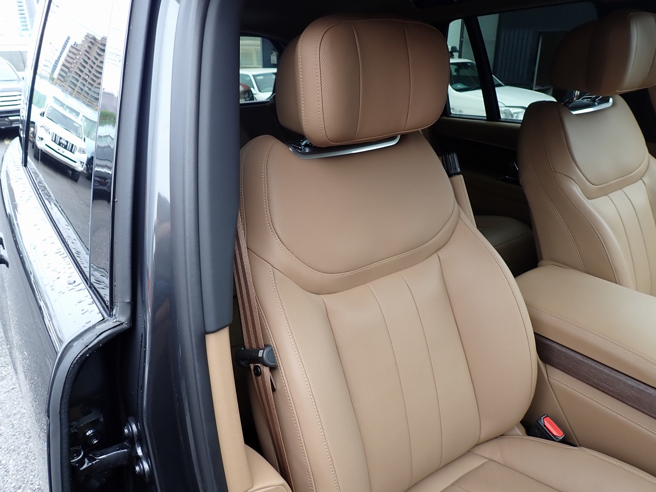 LAND ROVER RANGE ROVER