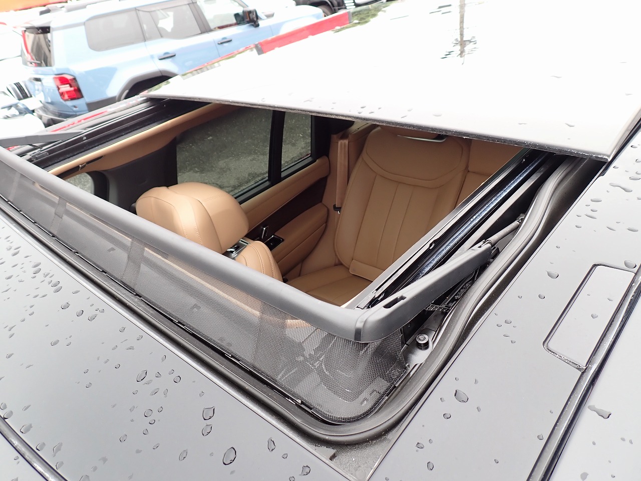 LAND ROVER RANGE ROVER