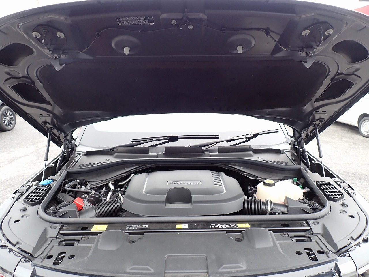 LAND ROVER RANGE ROVER