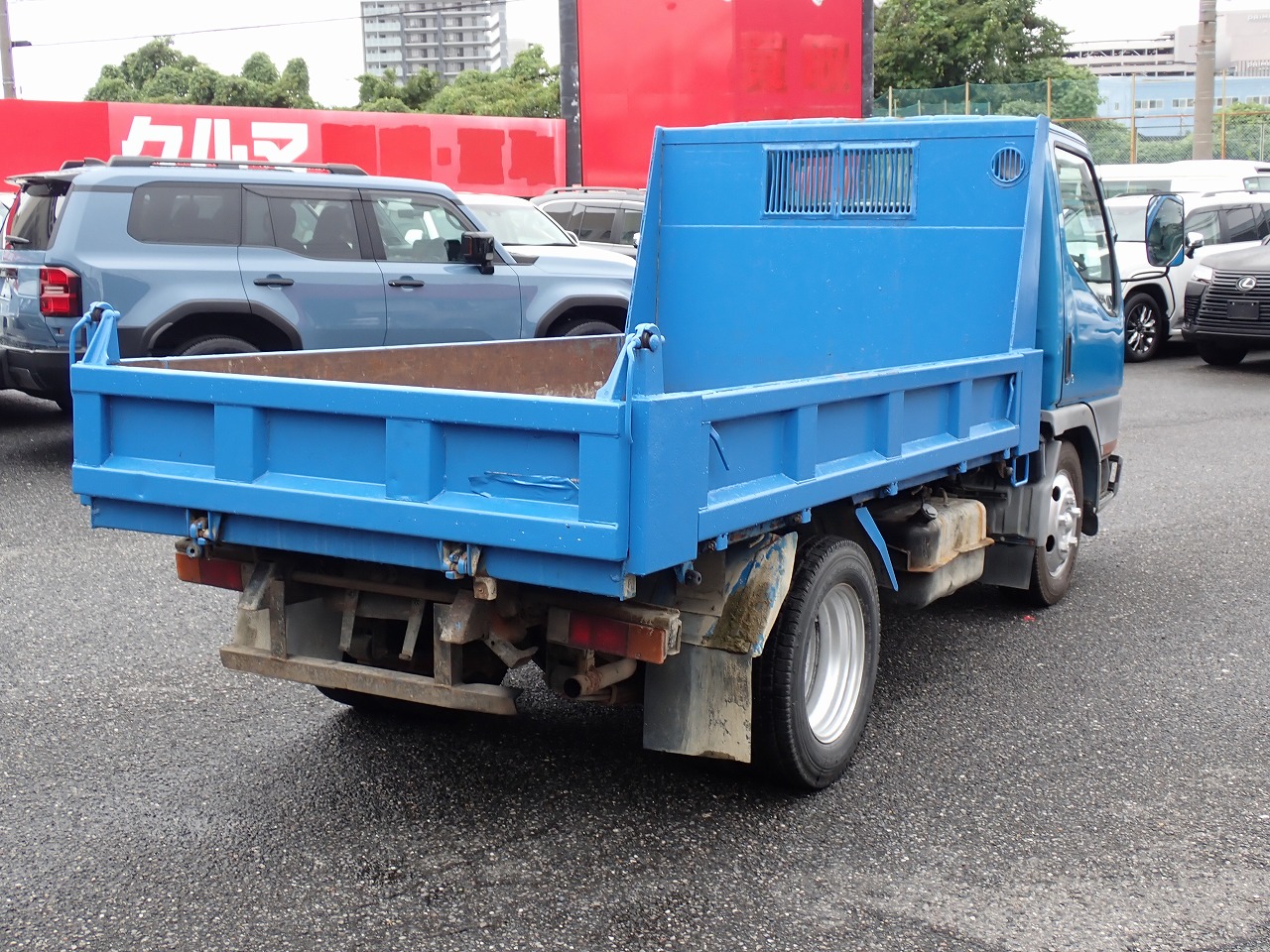 MITSUBISHI Canter