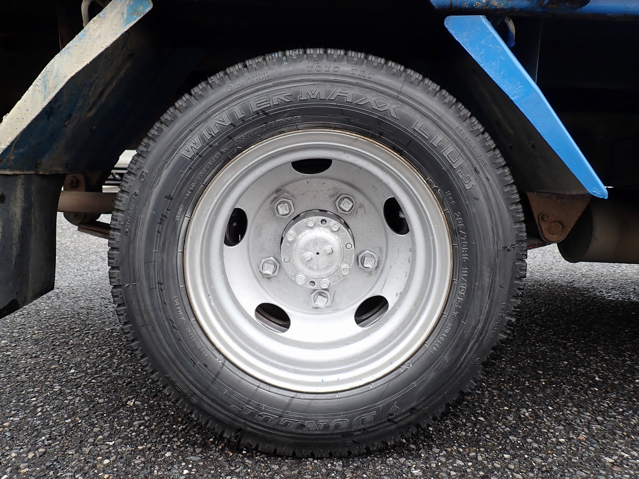 MITSUBISHI Canter
