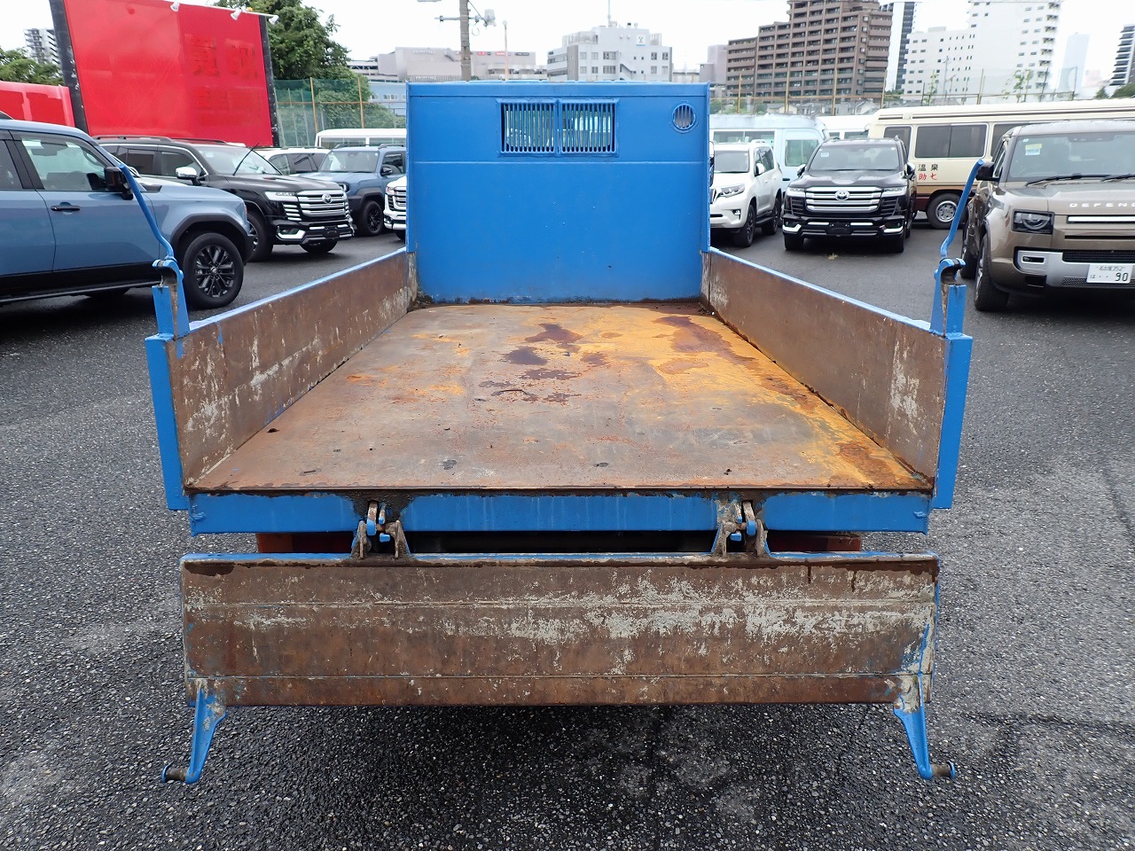 MITSUBISHI Canter