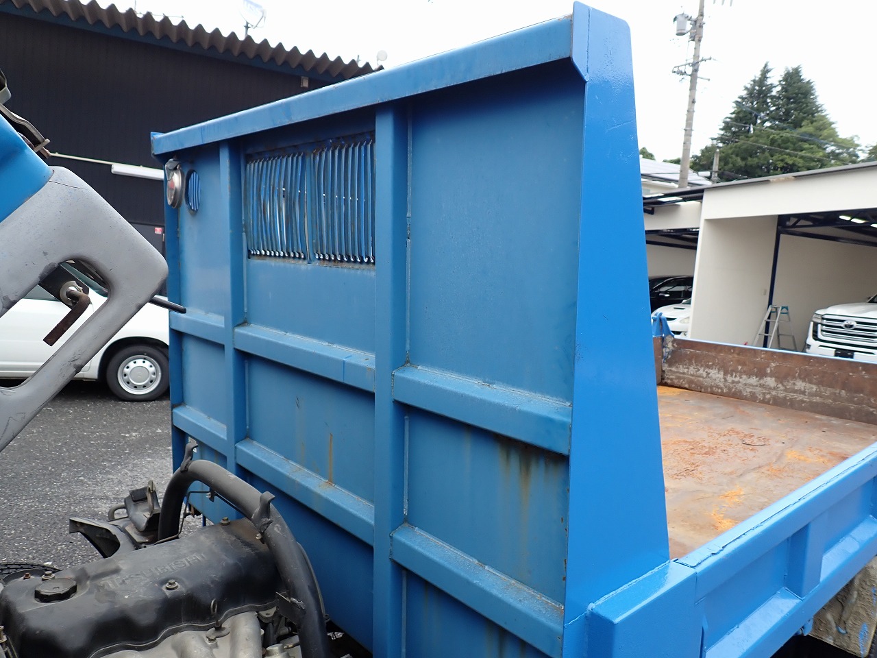 MITSUBISHI Canter