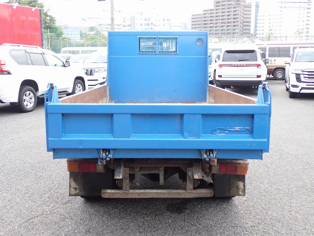 MITSUBISHI Canter