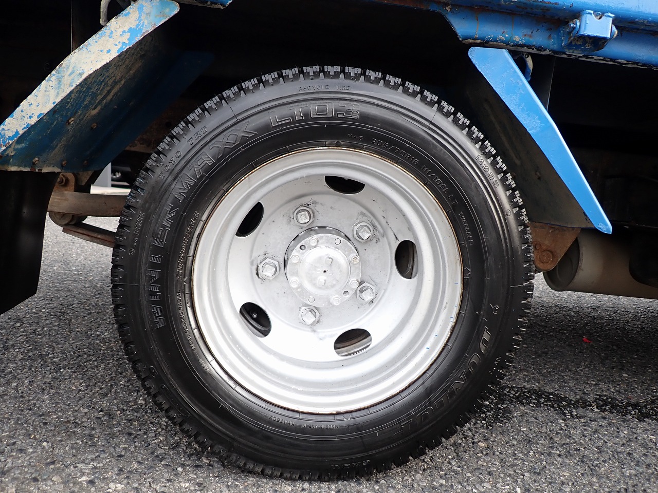MITSUBISHI Canter