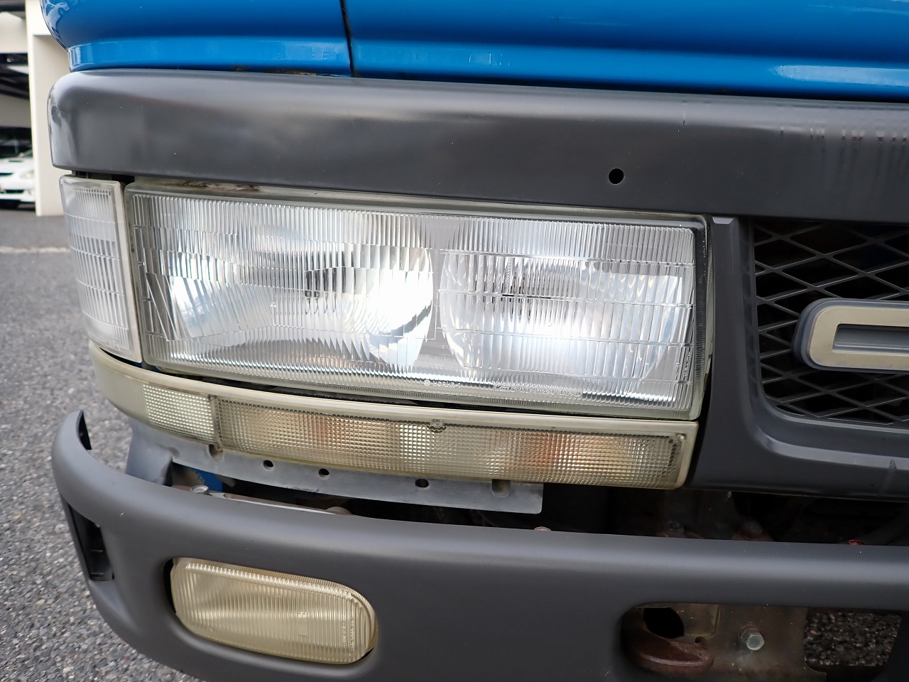 MITSUBISHI Canter