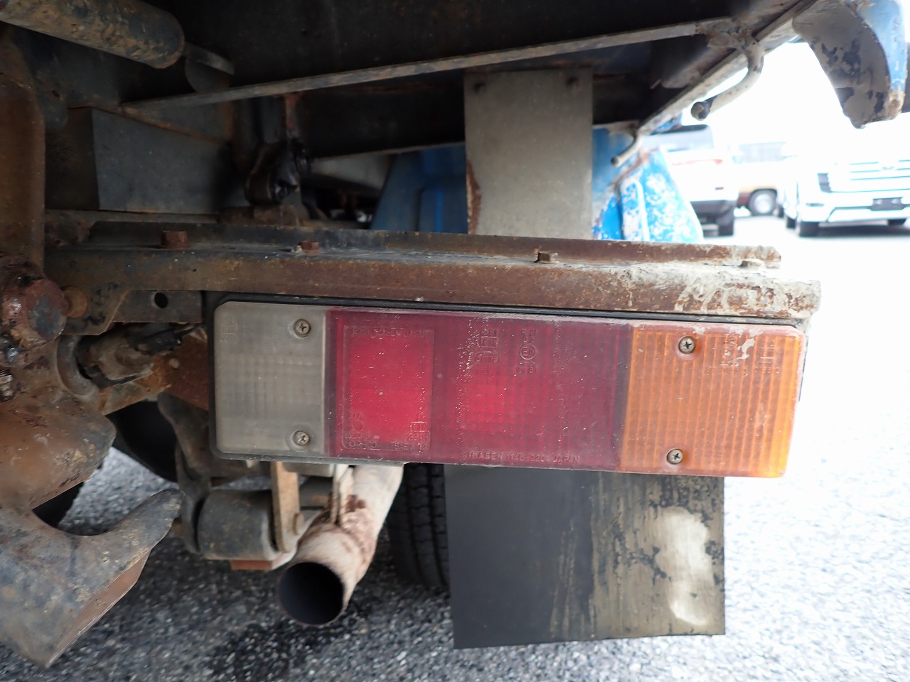 MITSUBISHI Canter