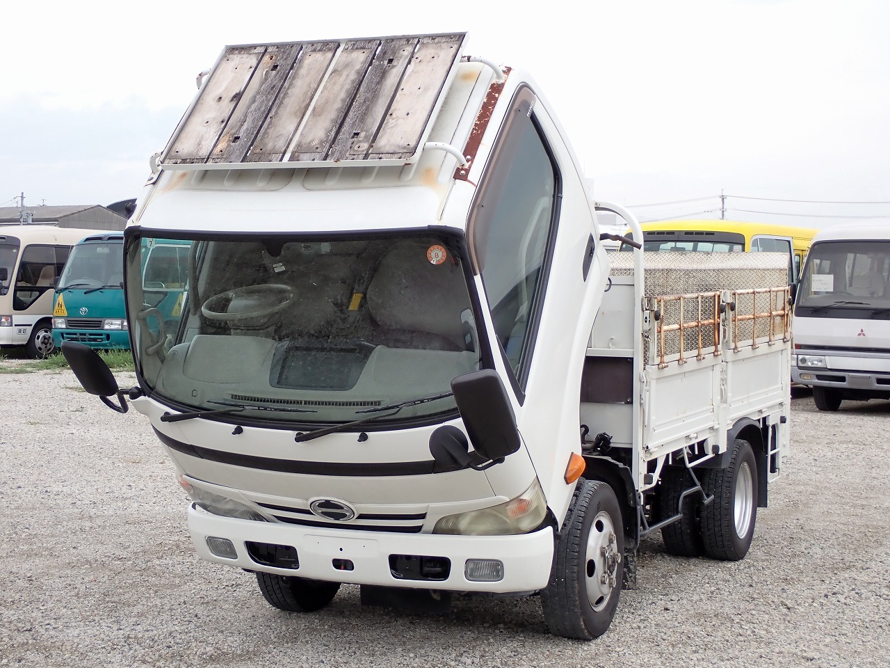 HINO Dutro