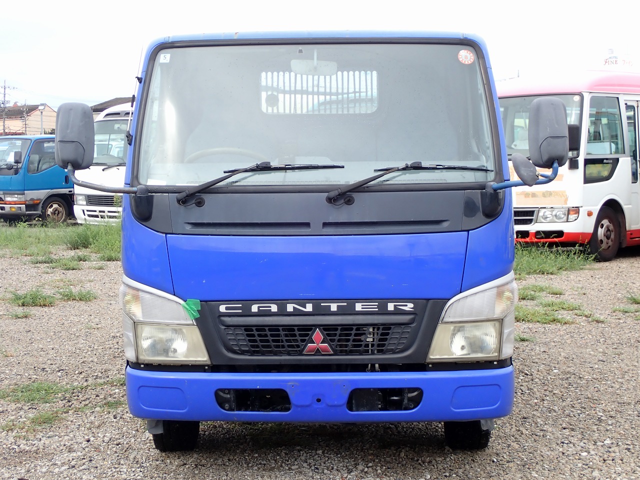 MITSUBISHI Canter