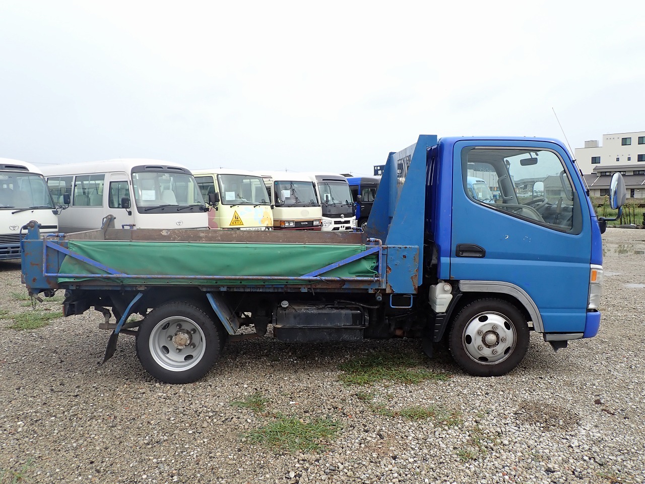 MITSUBISHI Canter