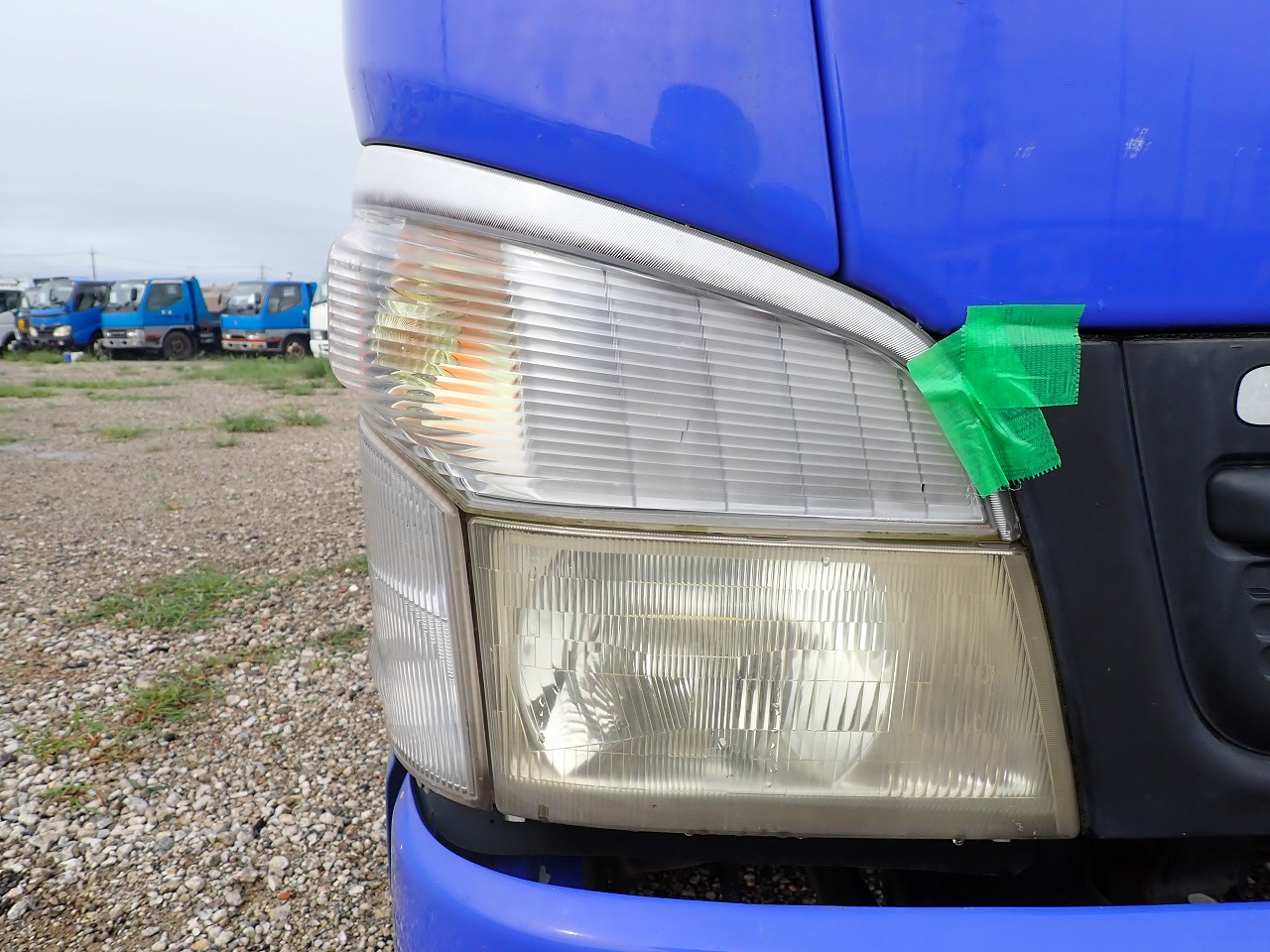 MITSUBISHI Canter