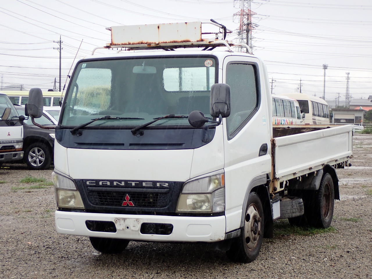 MITSUBISHI Canter