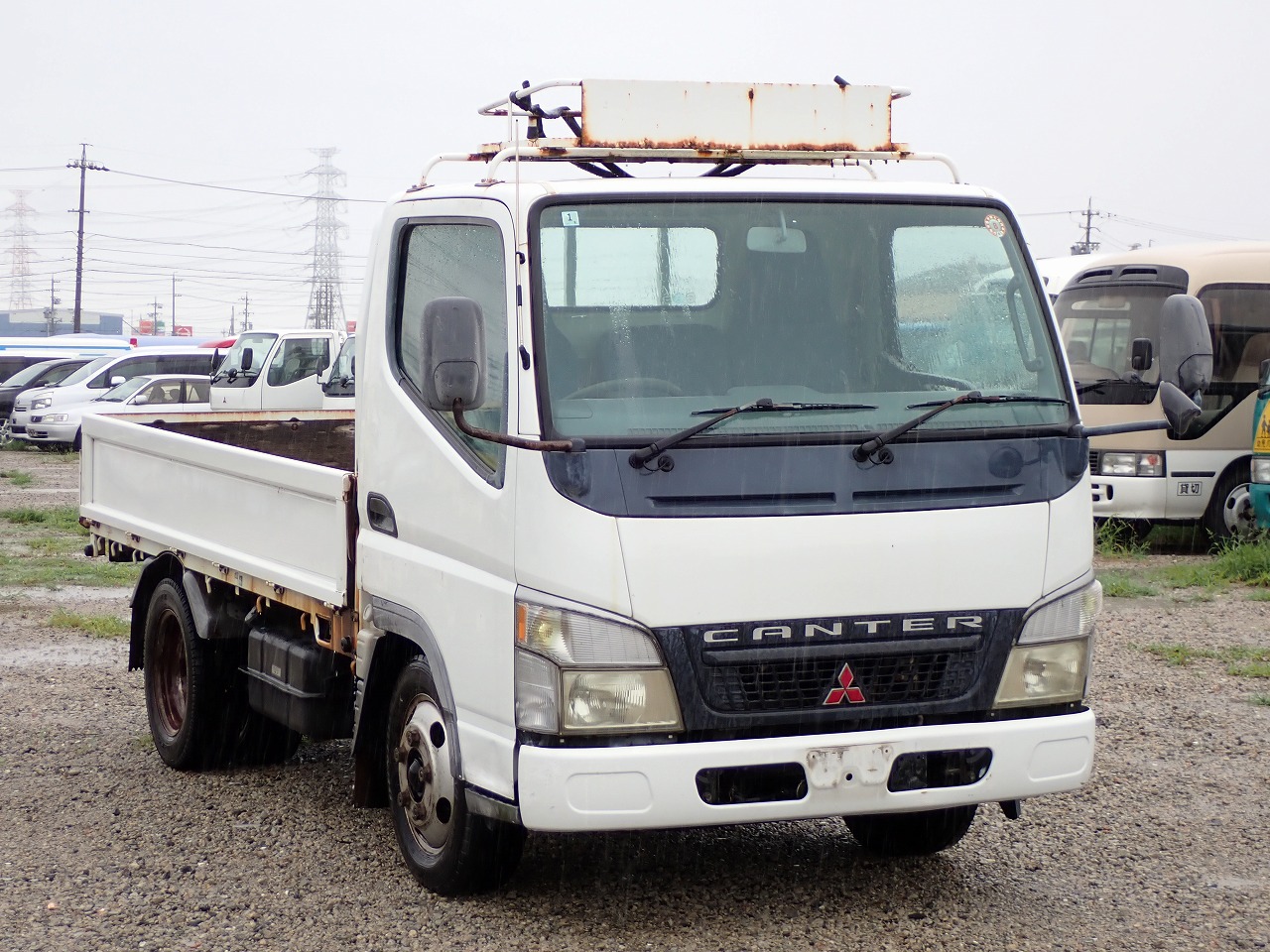 MITSUBISHI Canter